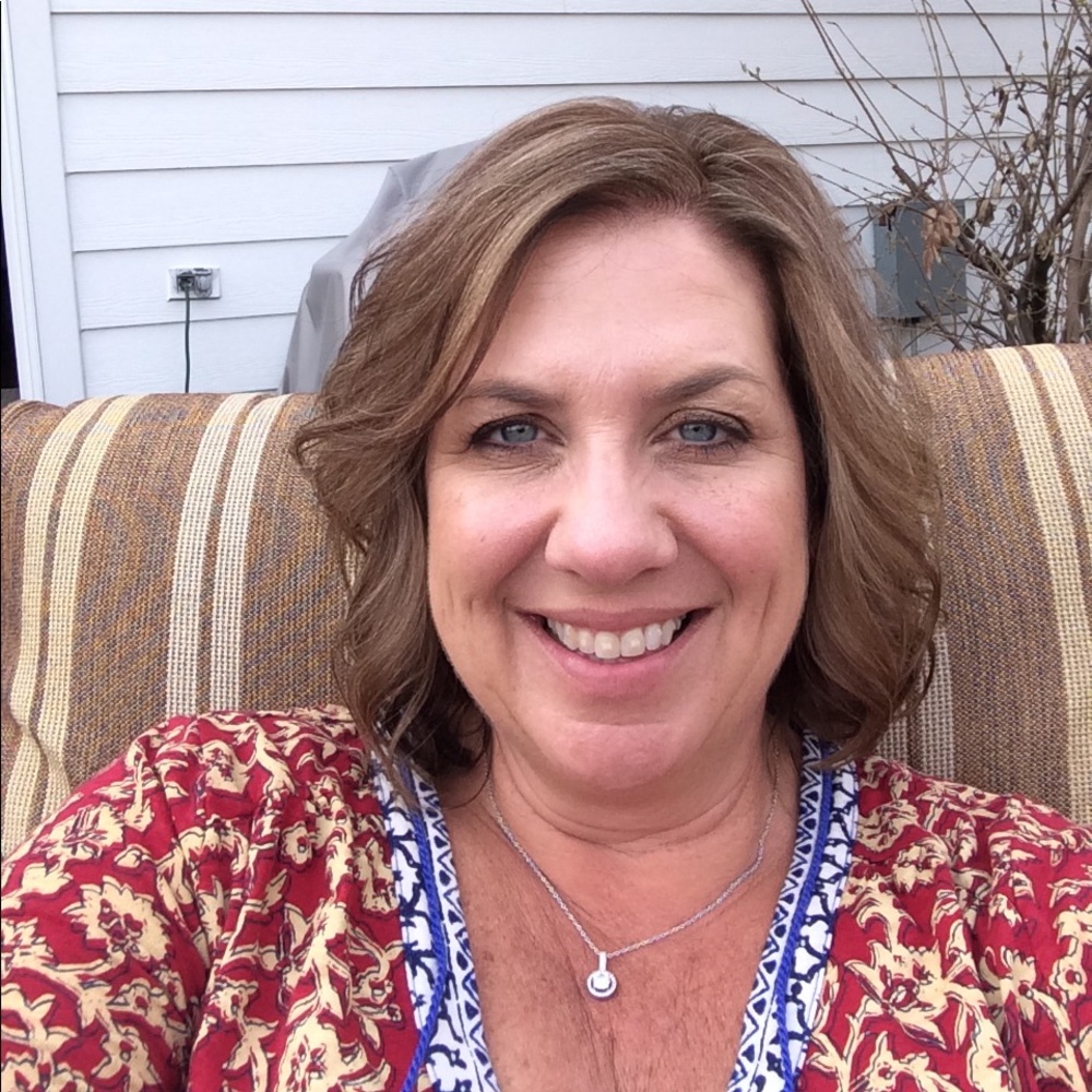 Meet your Posher, Lisa